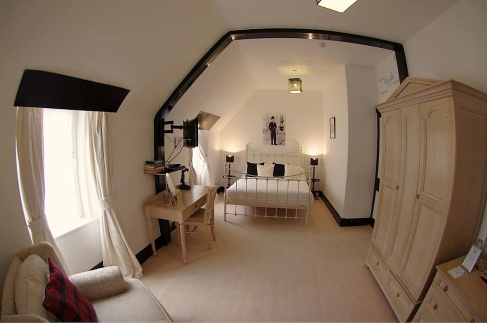 Standard Double Room photo 2