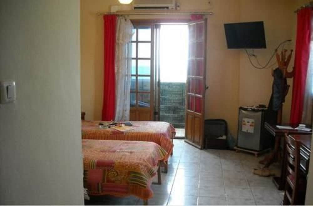 Standard Double Room - Photo 3