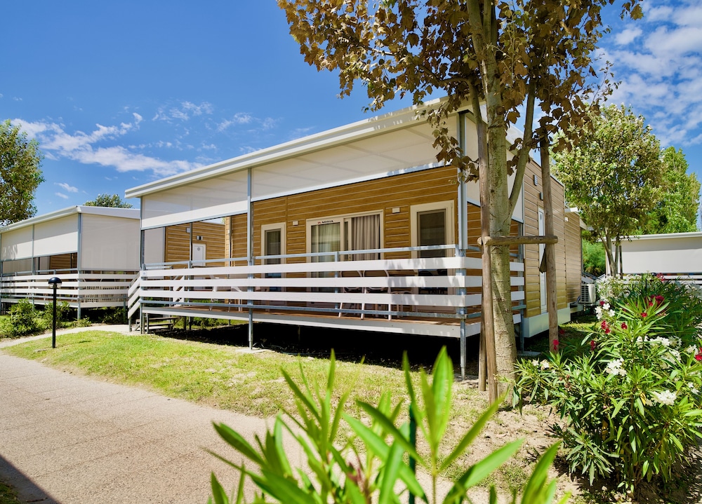 Executive Mobile Home, 2 Bedrooms photo 1