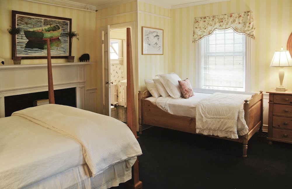 Standard Room photo 3