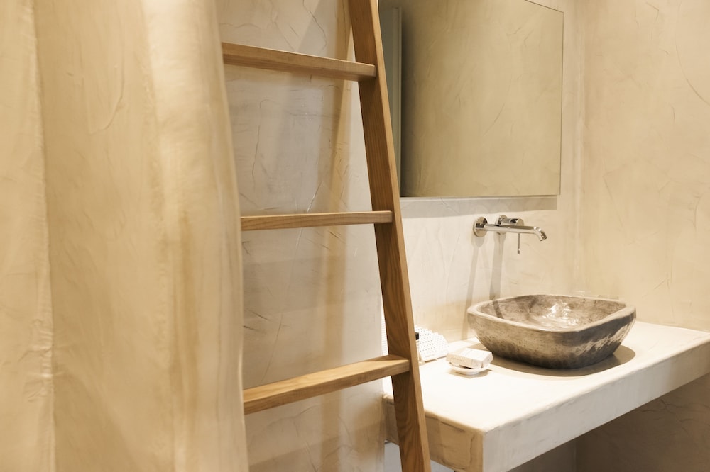Standard Room - Photo 6