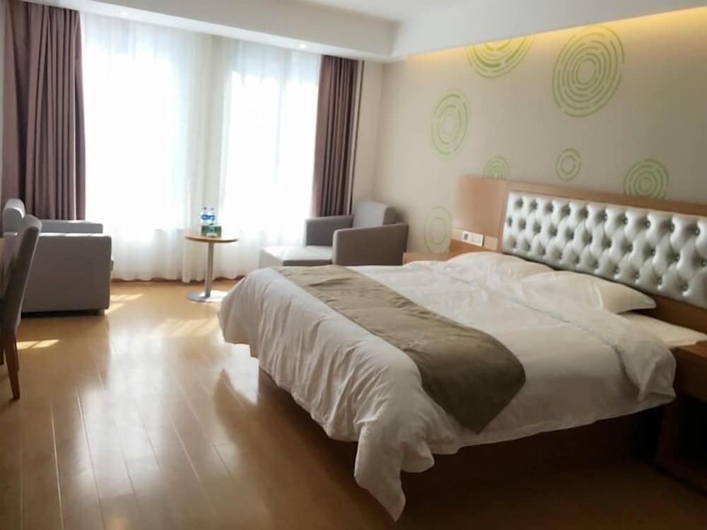 Suite photo 1