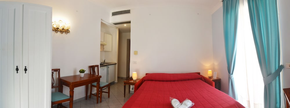 Standard Double Room, Sea View (con terrazzo) photo 1