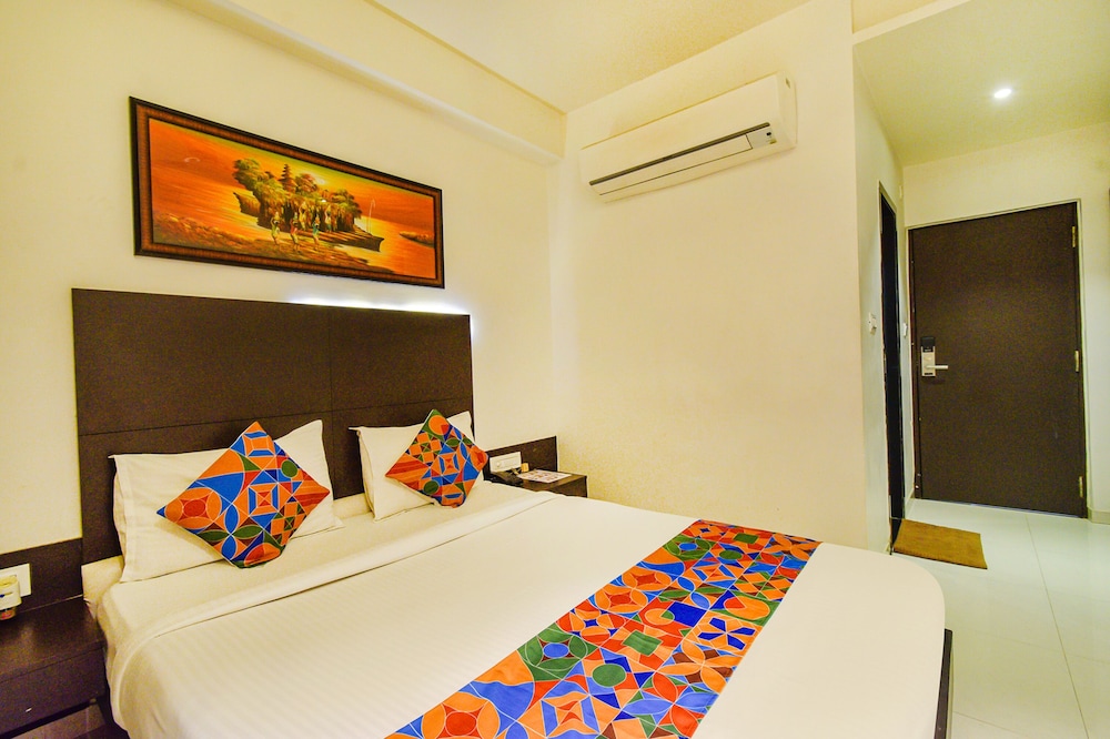 Deluxe Room - Photo 1