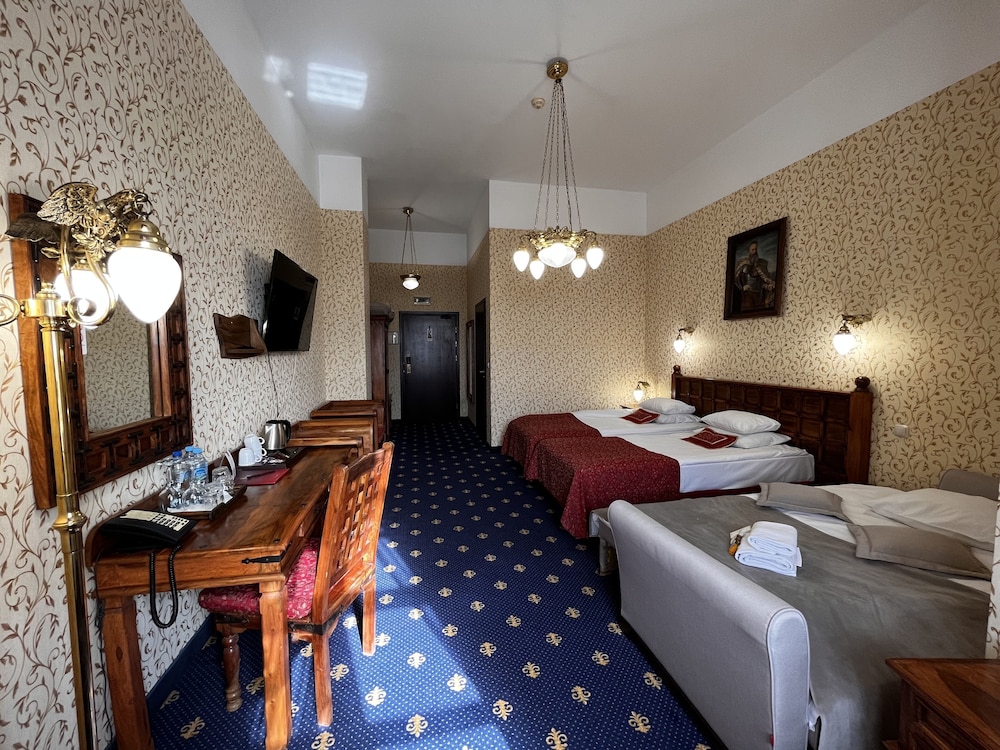 Junior Double Room, 1 Bedroom photo 3