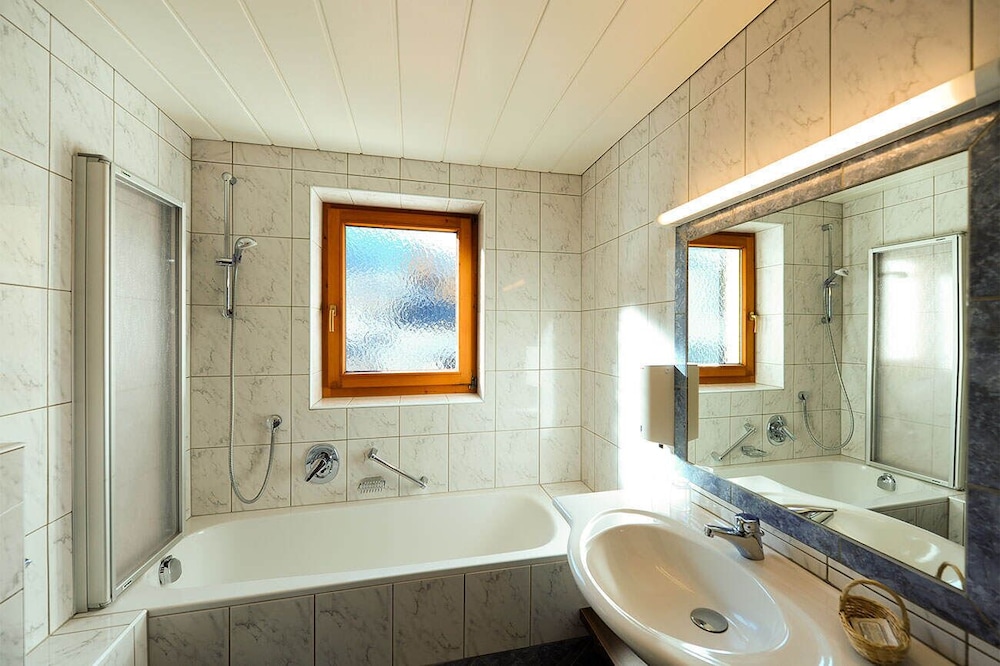 Basic Double Room (Trisanna) photo 3