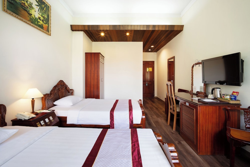 Premium Twin Room, Balcony, City View (with Window) photo 2