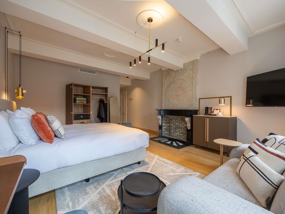 Deluxe Room, 1 Queen Bed