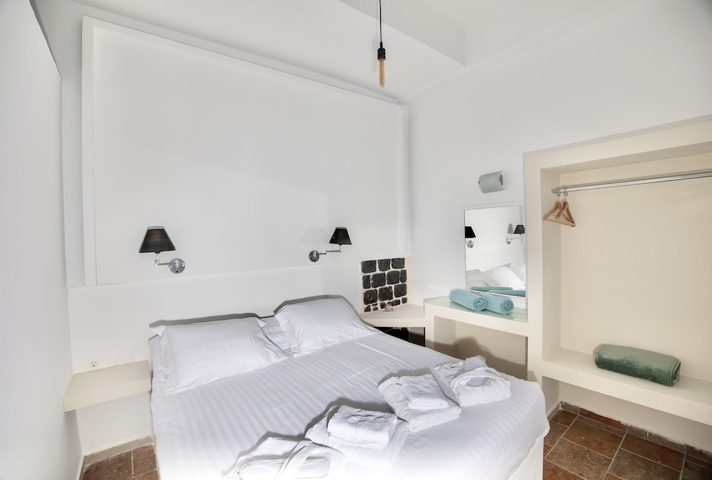 Superior Suite, 2 Bedrooms, Jetted Tub, Sea View