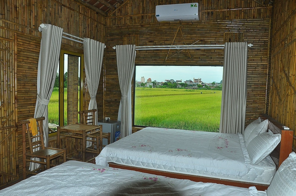 Romantic Bungalow, 2 Bedrooms photo 1