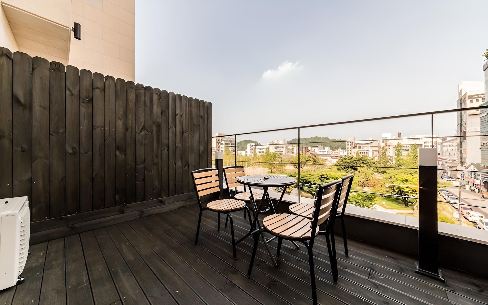 Room (Terrace) - Photo 6