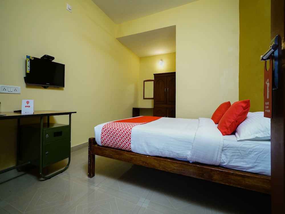 Suite, 1 King Bed photo 3