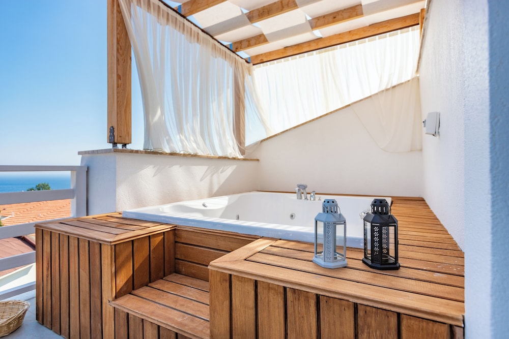 Penthouse Room, Jetted Tub, Sea View - Photo 21