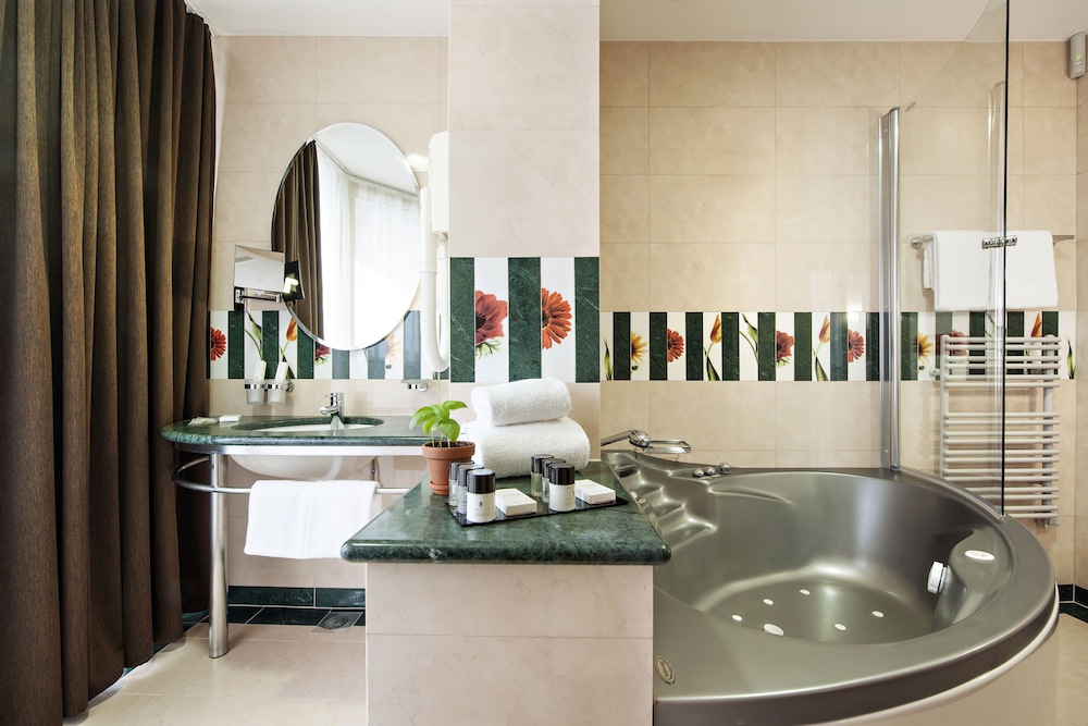 Superior Double Room photo 2