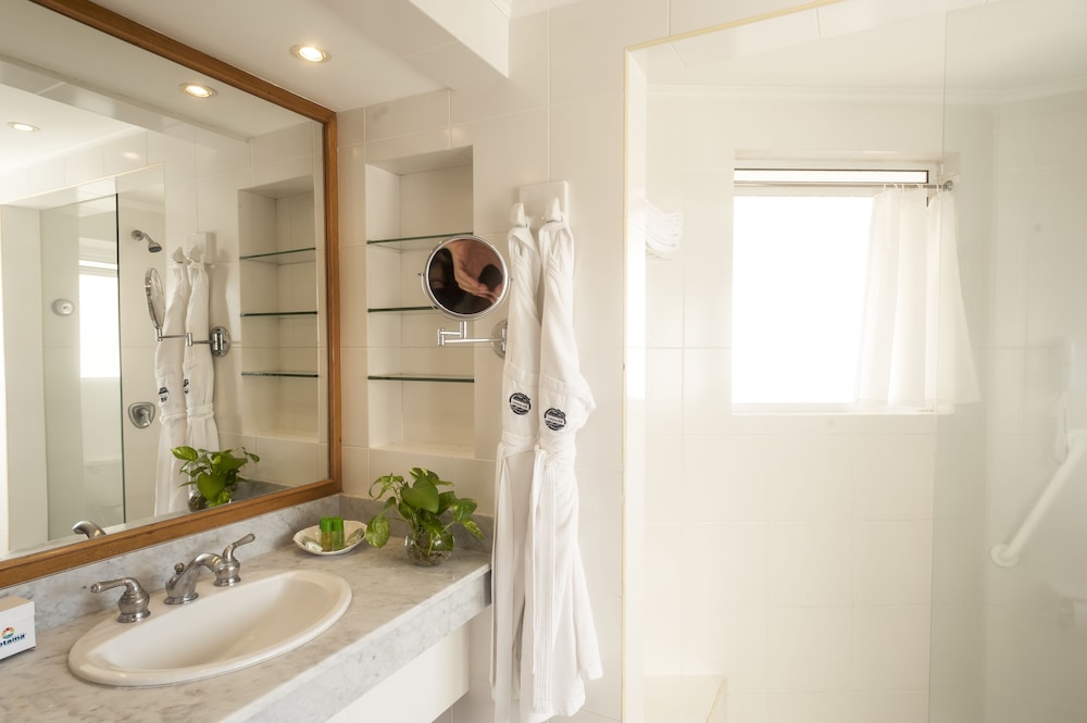 Suite, 2 Bedrooms photo 3