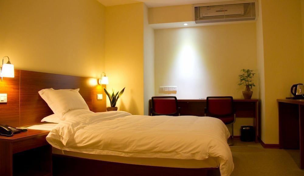 Standard Room, No Windows