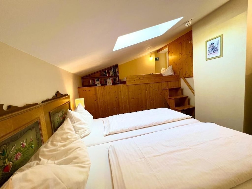 Economy Suite, 1 Bedroom photo 2