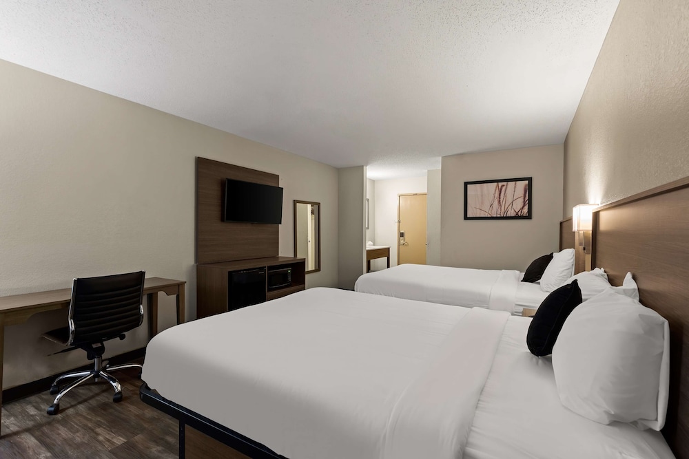 Room, 2 Queen Beds, Non Smoking - Photo 3