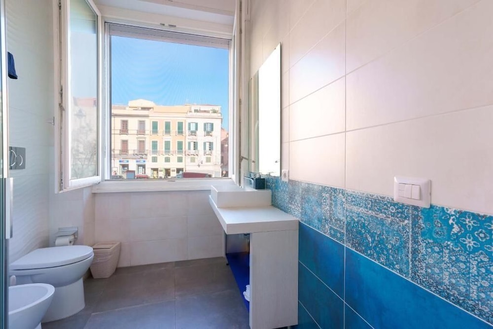Deluxe Suite, 1 Bedroom - Photo 19