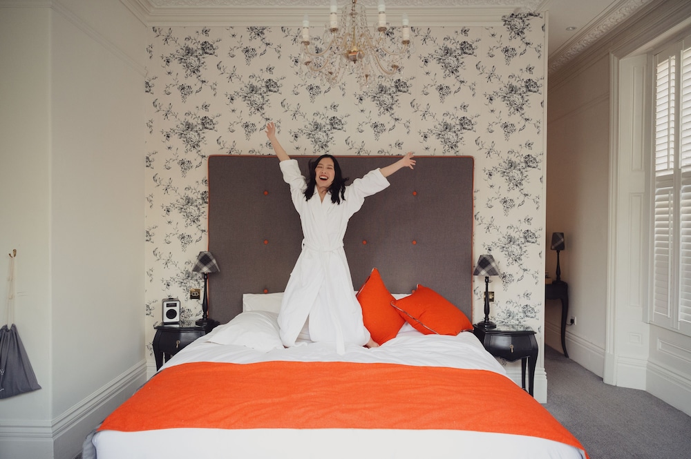 Luxury Room, 1 King Bed, Park View - Photo 10