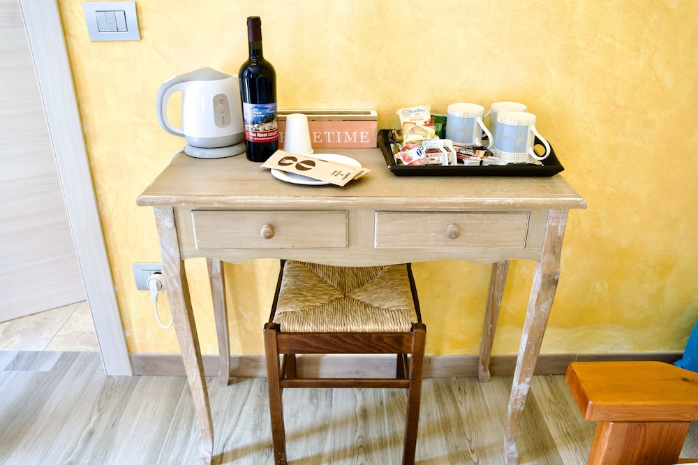 Comfort Triple Room, Poolside (Giglio) photo 3