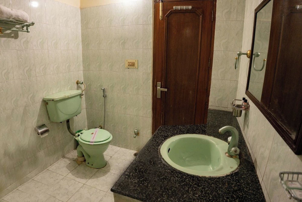 Deluxe Room - Photo 2