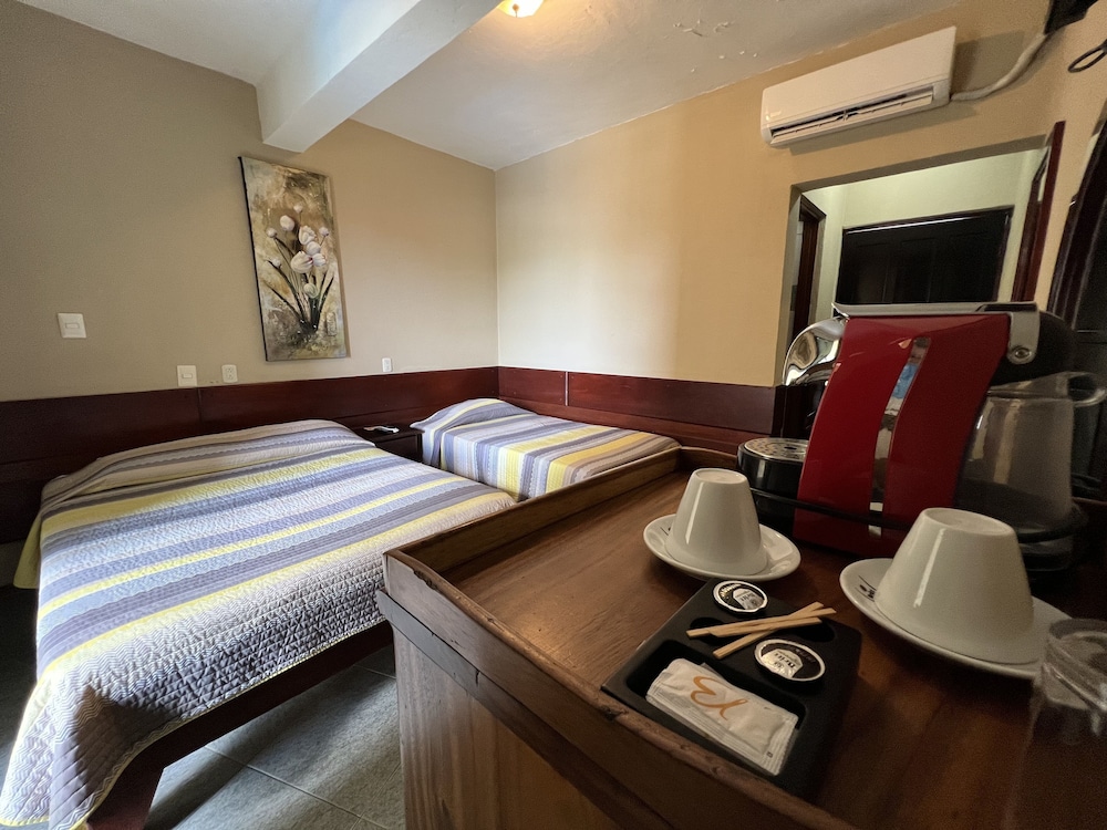 Standard Triple Room - Photo 2