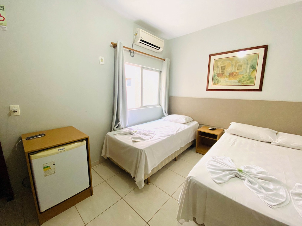 Economy Triple Room photo 1