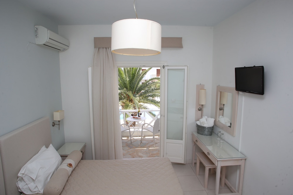 Standard Double or Twin Room, 1 Bedroom - Photo 2