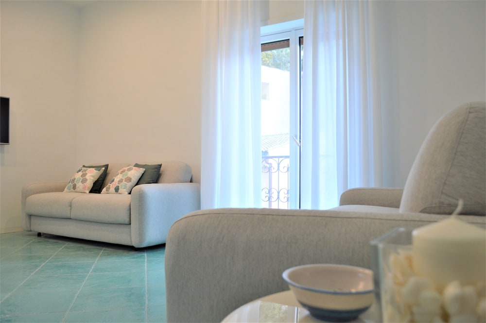 Family Double or Twin Room, 1 Bedroom, Ensuite, City View photo 1