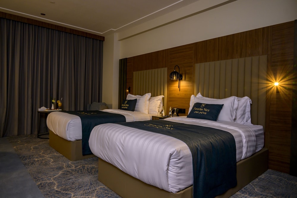 Deluxe Double or Twin Room - Photo 4