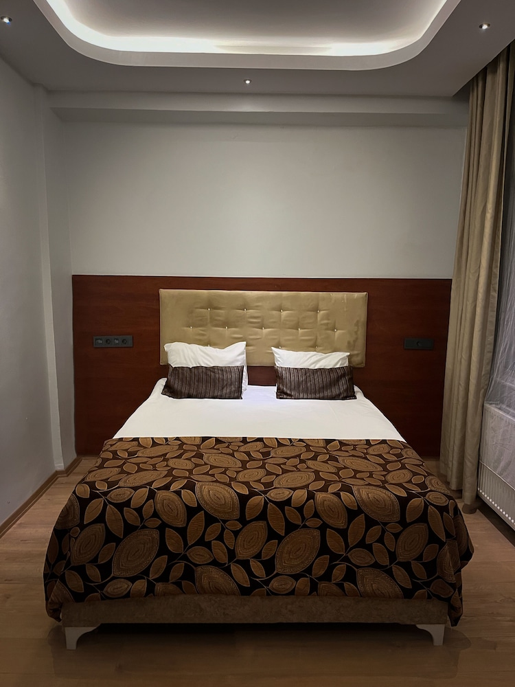 Standard Room - Photo 1