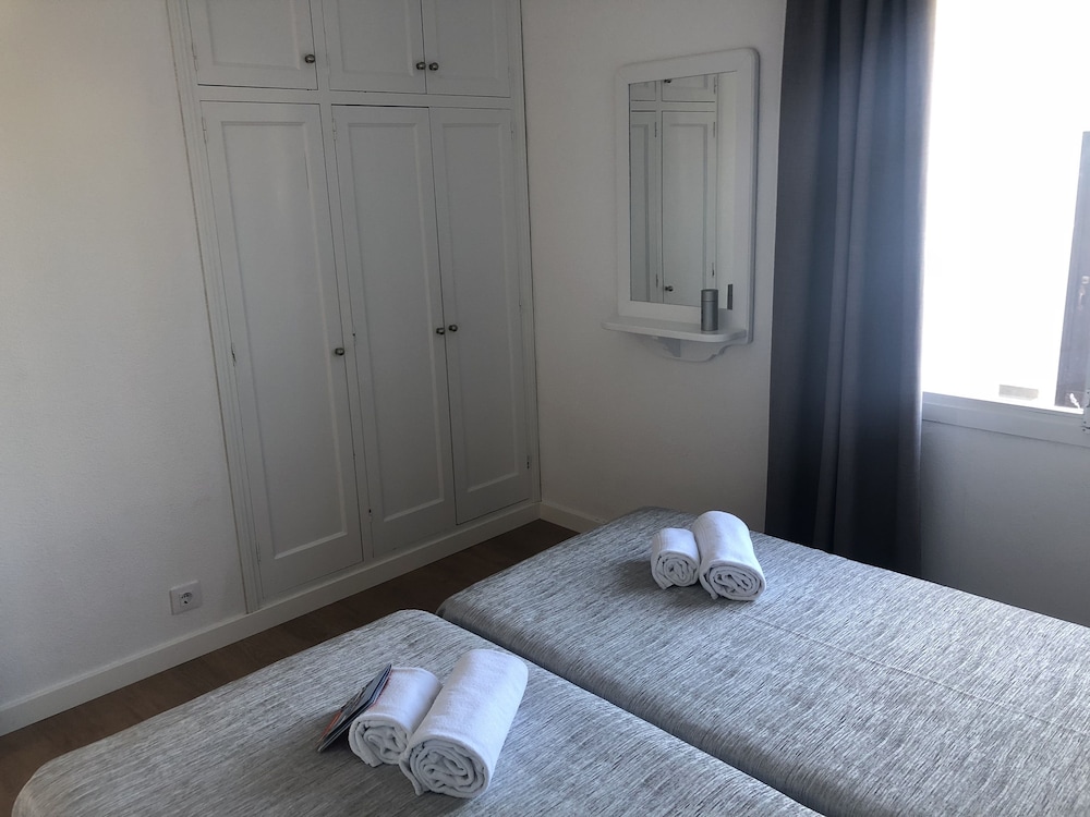 Apartment, 2 Bedrooms, Balcony, Pool View - Photo 1