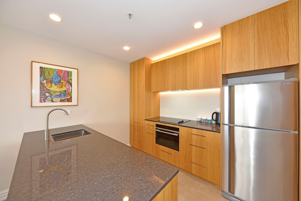 Superior One Bedroom Apartment photo 3