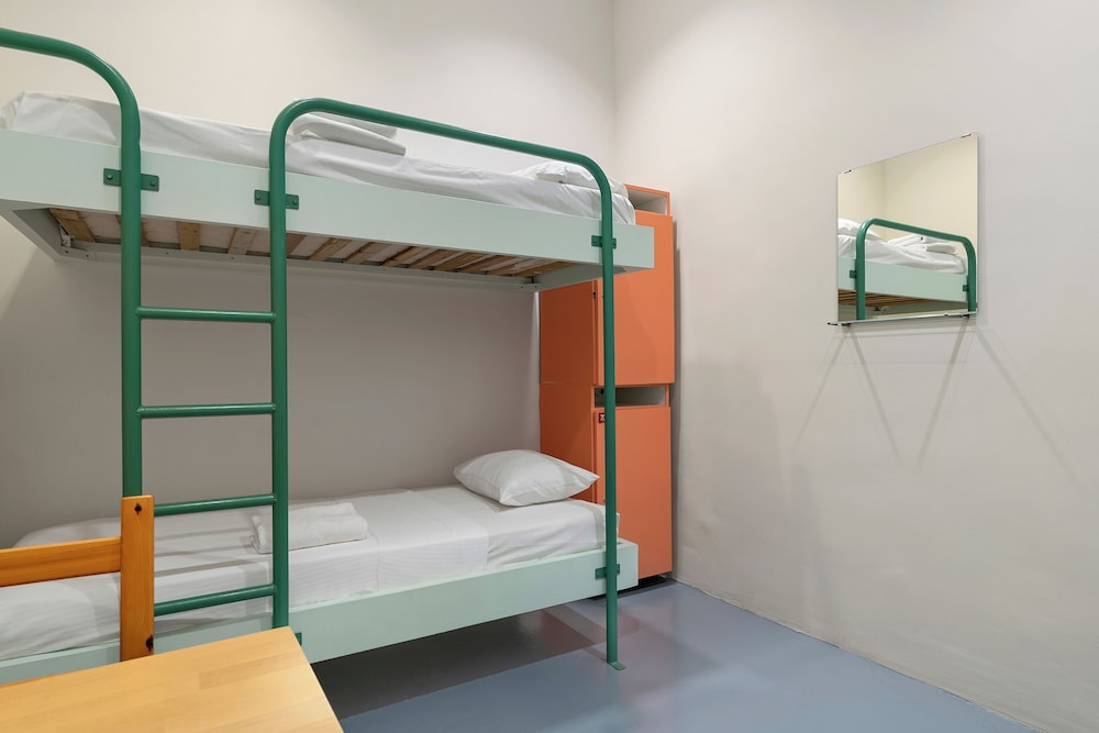 Shared Dormitory, Mixed Dorm (2 People)