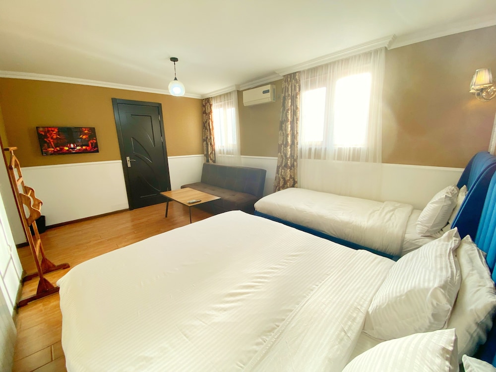 Comfort Triple Room photo 2