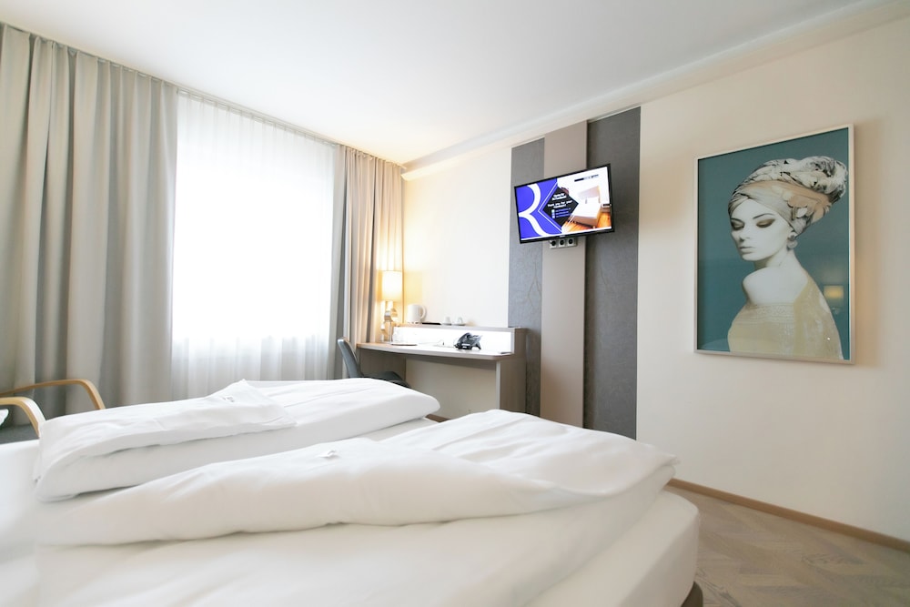 Business Double or Twin Room (air conditioning) - Photo 3