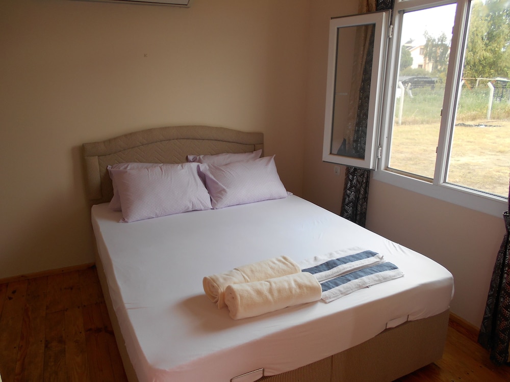 Bungalow photo 1