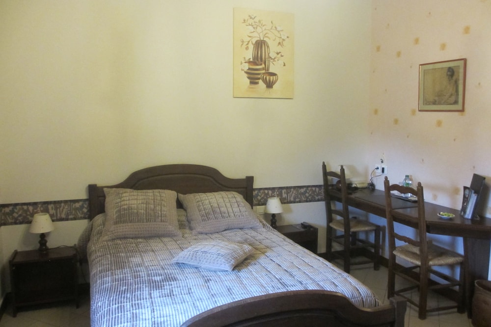 Double Room, 1 Double Bed