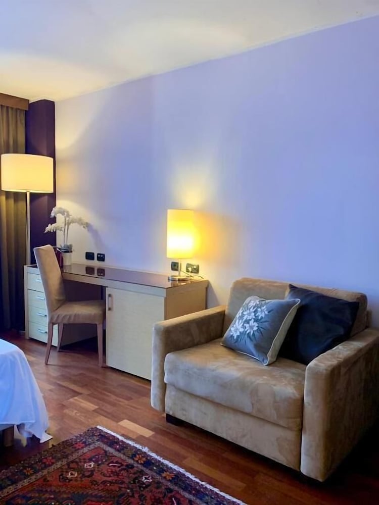 Superior Suite, Mountain View - Photo 1
