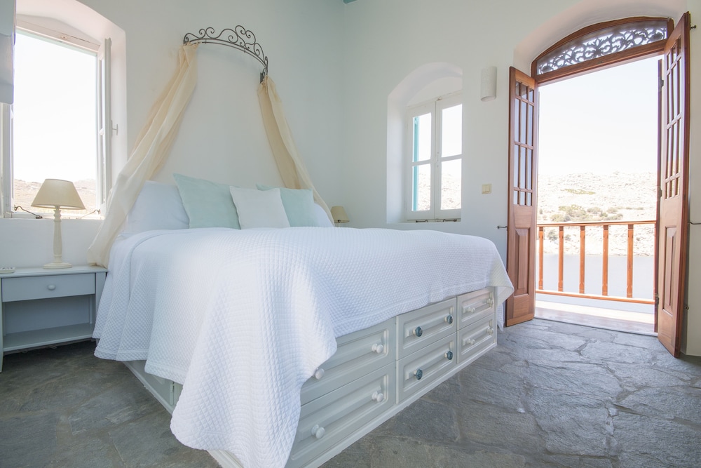 Double Room (Jasmine) photo 1