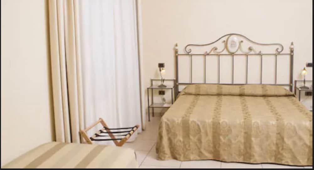 Triple Room photo 3