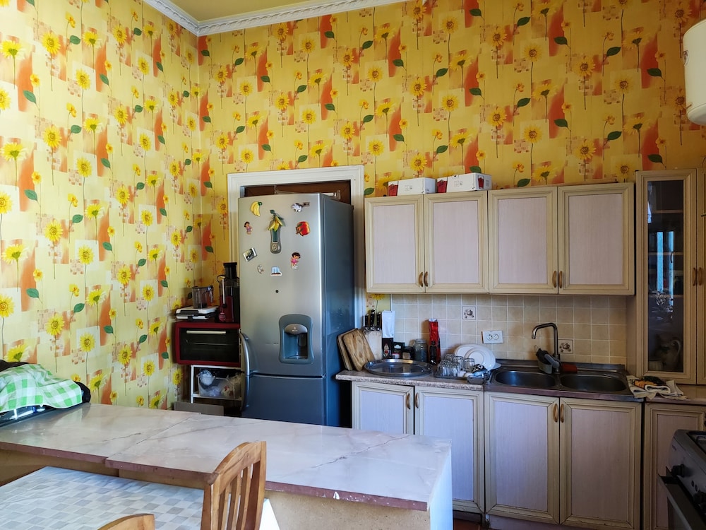 Deluxe Double Room - Photo 13