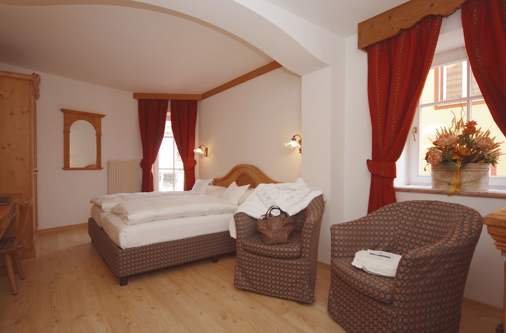 Junior Suite (Artista)