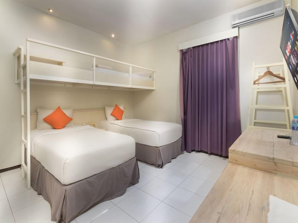 Family Twin Room photo 1