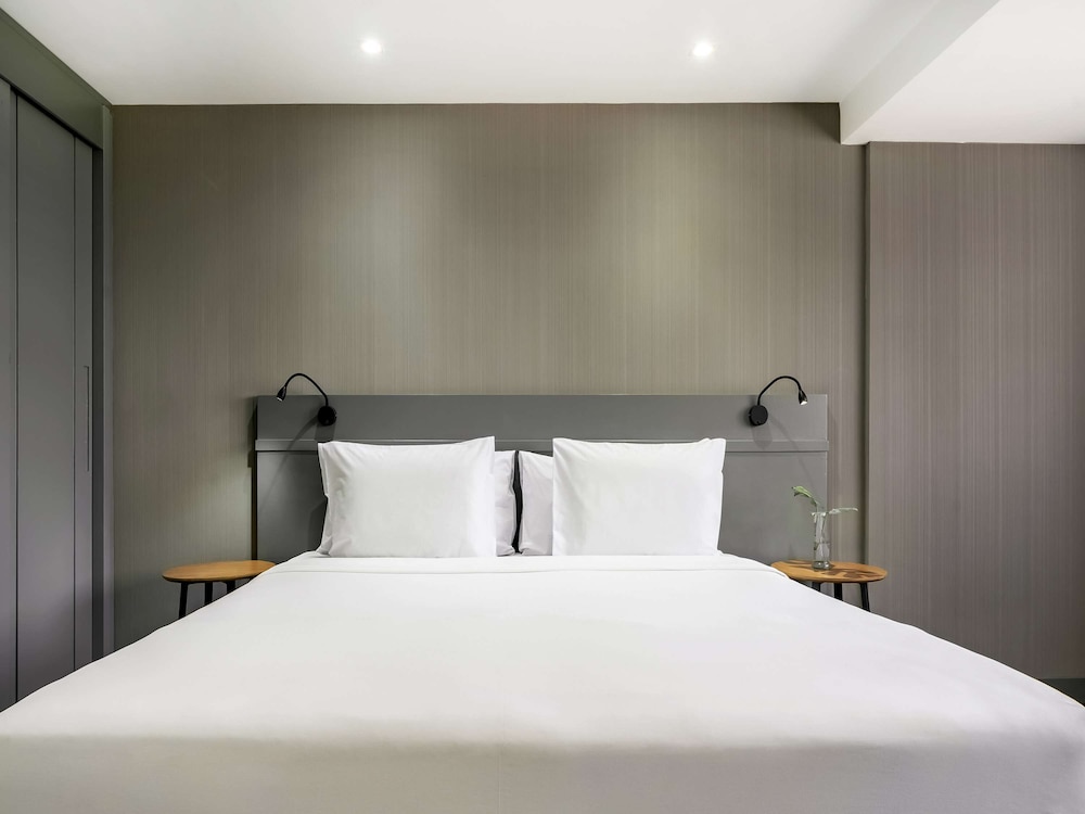 Superior Room, 1 Queen Bed - Photo 3