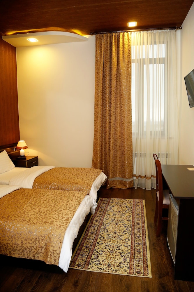Standard Room photo 3