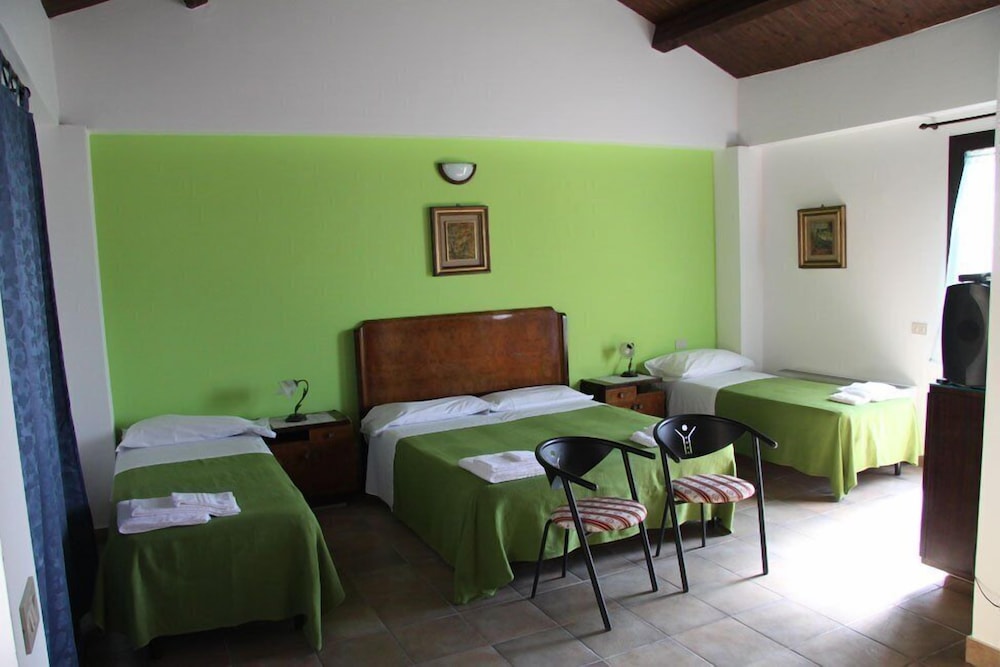 Quadruple Room, Non Smoking photo 1