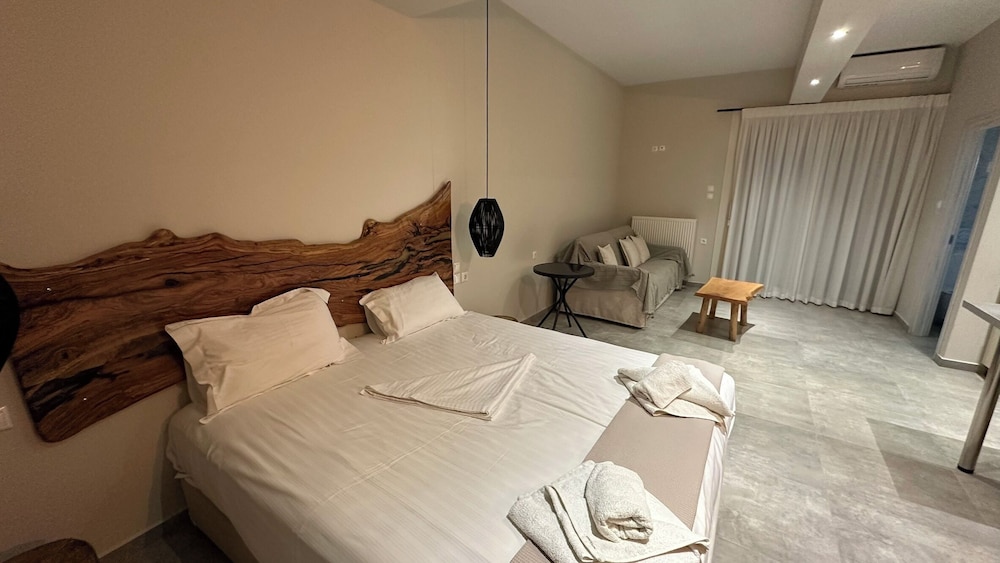 Deluxe Studio Suite photo 2