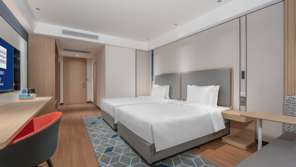 Standard Room, 2 Twin Beds - Photo 2
